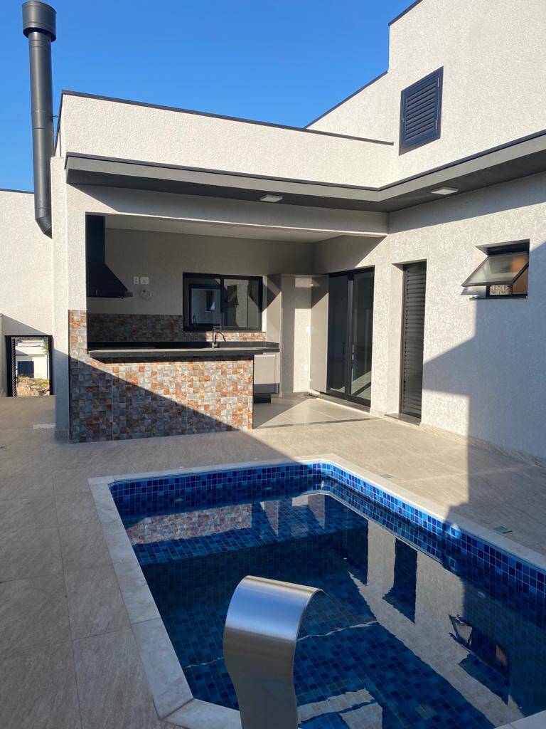 Casa, 3 quartos, 197 m² - Foto 1