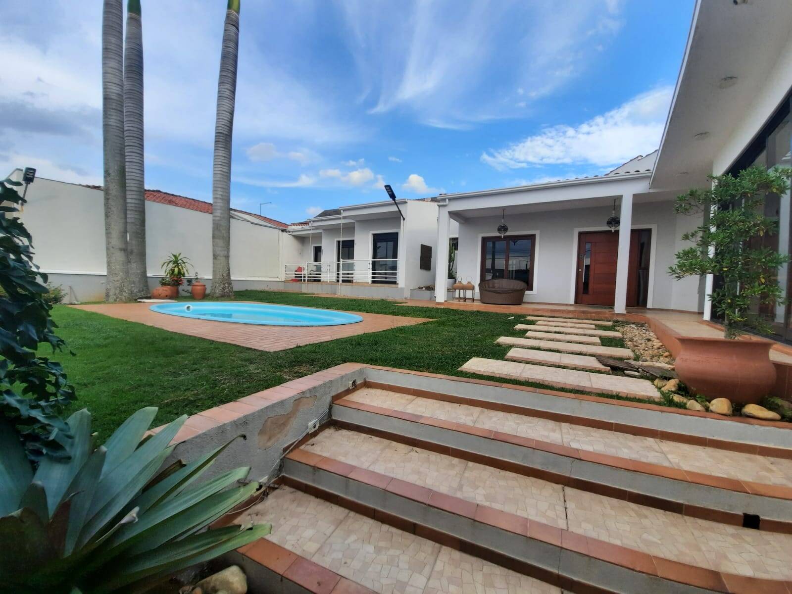 Casa, 4 quartos - Foto 1